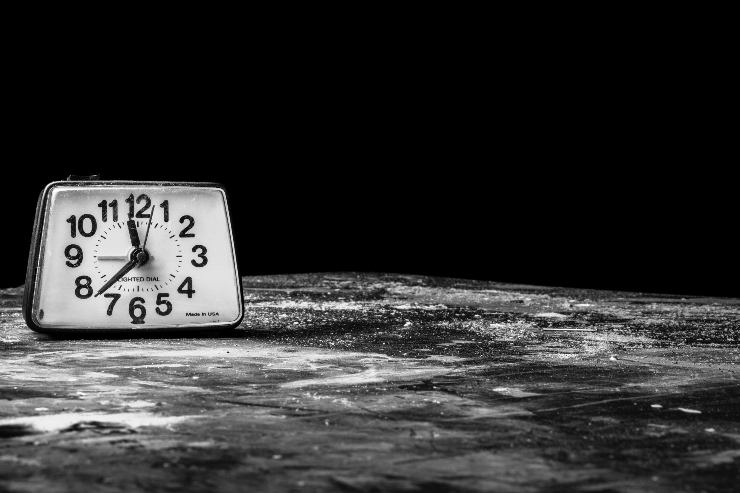 alarm-bell-clock-338 dr vivian