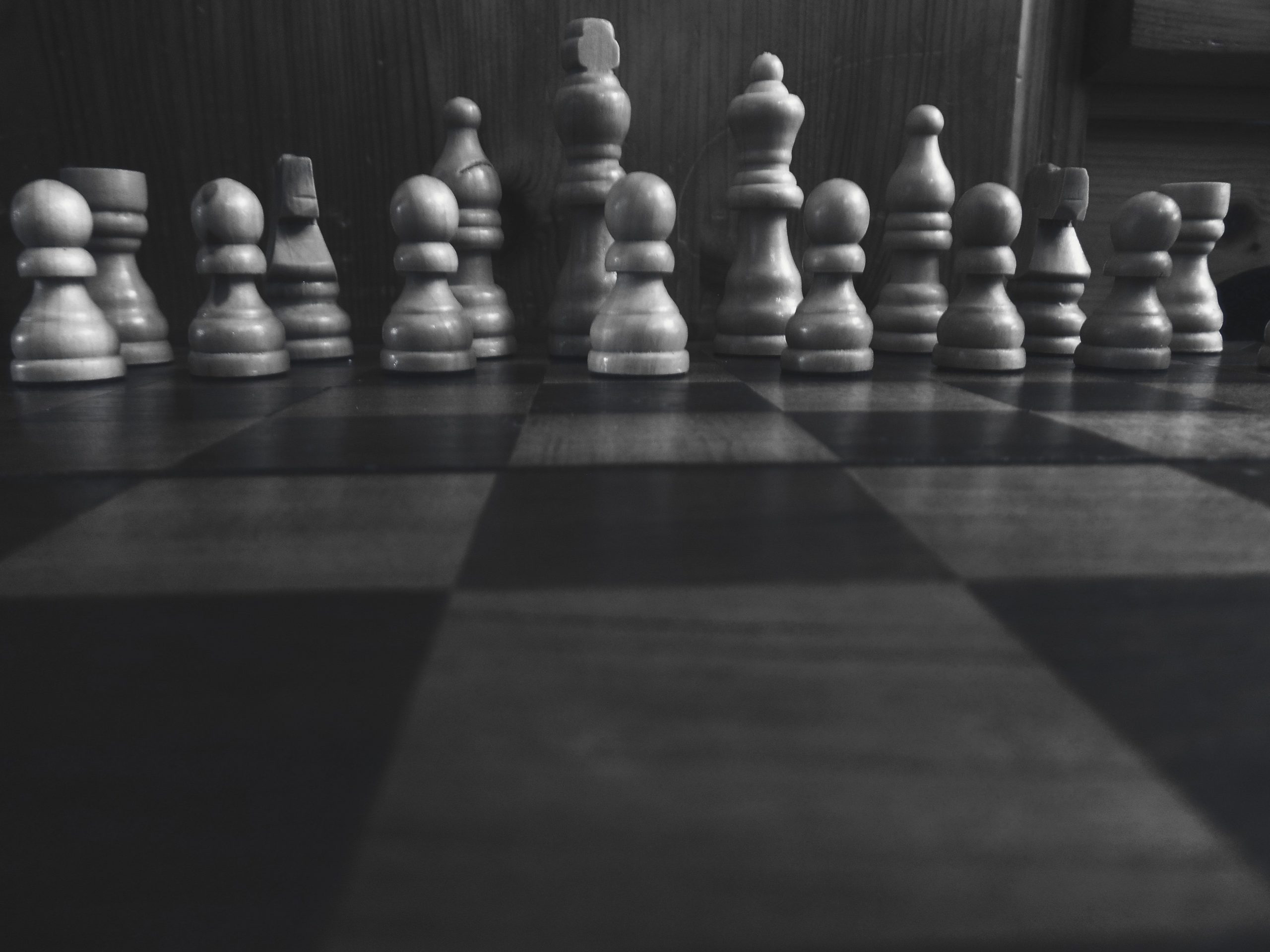 battle-black-and-white-board-game-358562 dr vivian